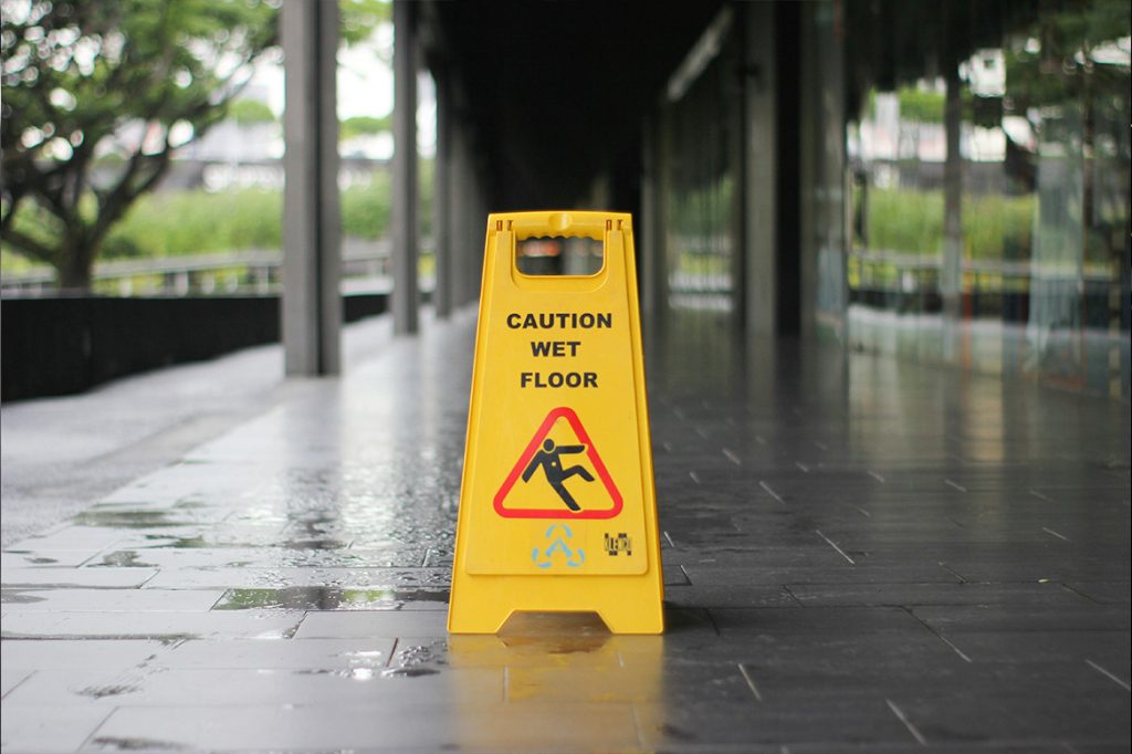 Slippery when wet sign